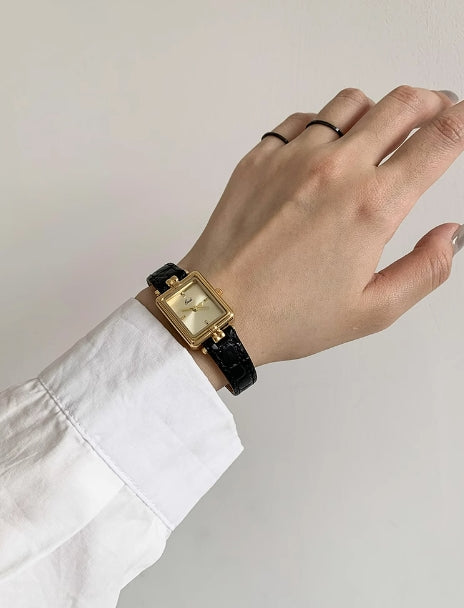 GEDI Vintage Square Quartz Watch