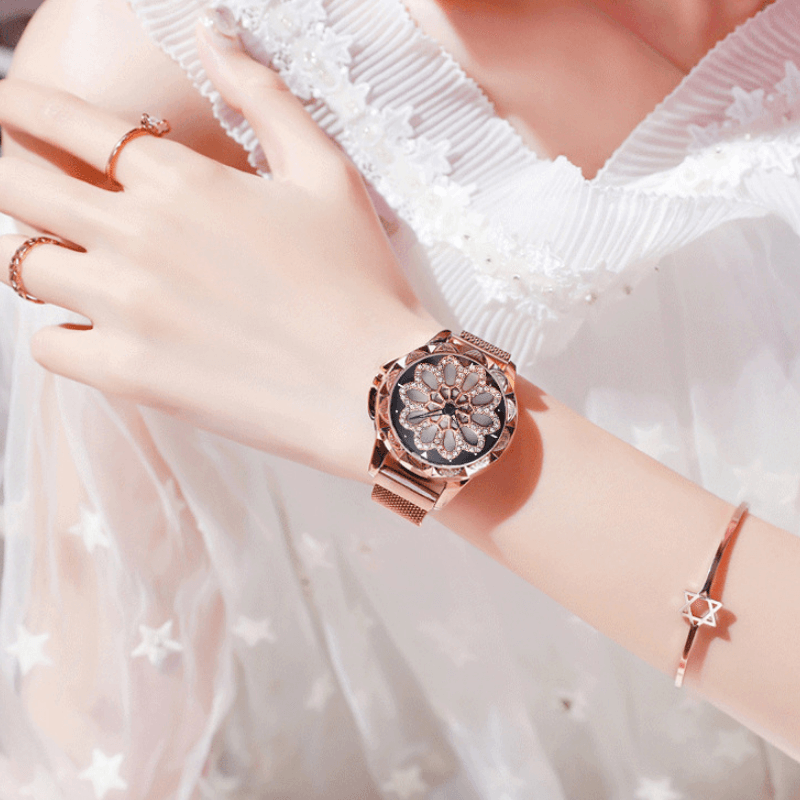 Women's New Trendy Watch · Rotating Dial