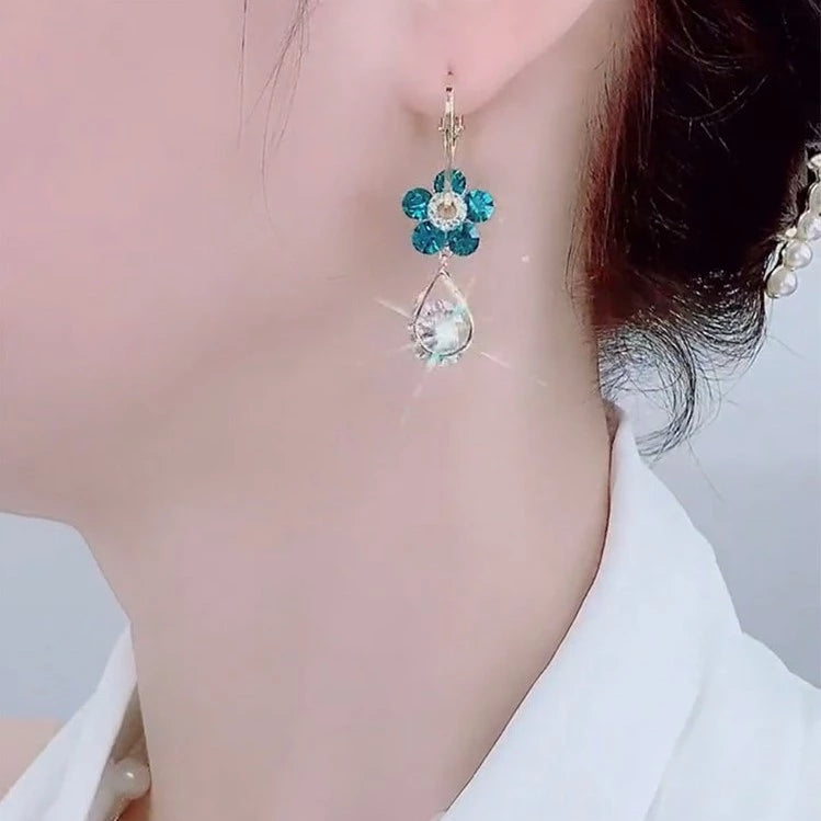 Fashion Blue Crystal Flower Earrings